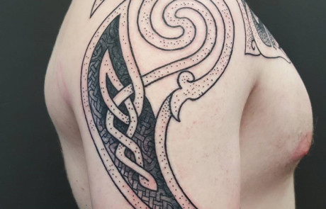 Tattoo uploaded by Jakob Brand  celticcross celticcross irish  irishflag clovertattoo clovertattoo artist creds to Jinsan mustang  tattoo  Tattoodo